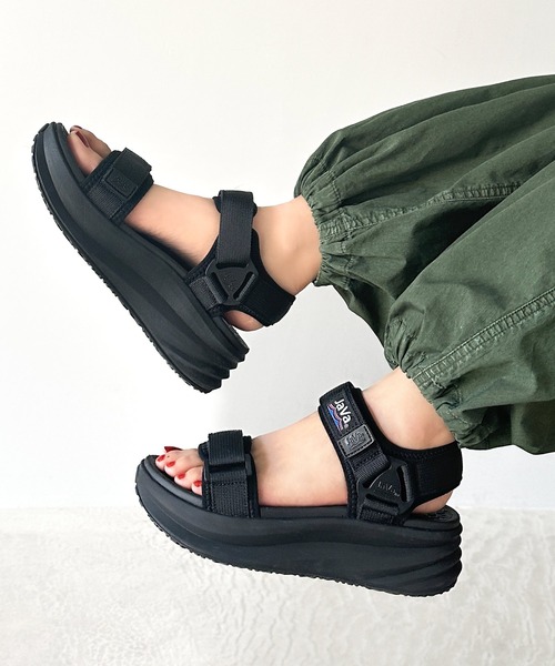 Java(ジャバ)の「《JaVaジャバコラボ》夏 定番!ベルクロ厚底サンダル ストラップあり(サンダル・レディース・ブラック/アイボリー・22.5cm/23.5cm/24.5cm/25.5cm)」の5枚目の写真