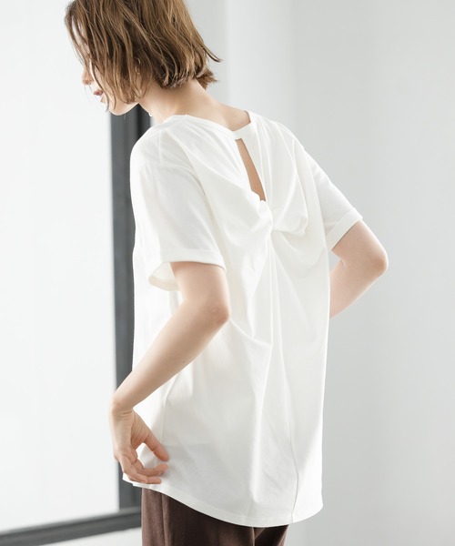 LEPSIM(レプシィム)の「バックツイストサマミエプルオーバー 891210(Tシャツ/カットソー・レディース・オフホワイト/ブラック/ダークブラウン/ミント・FREE)」の5枚目の写真
