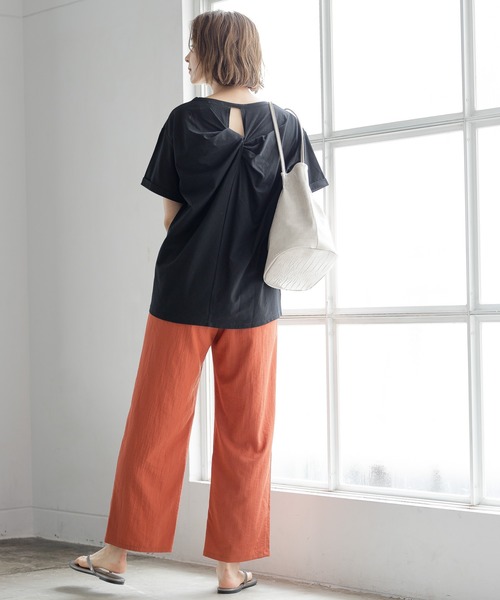 LEPSIM(レプシィム)の「バックツイストサマミエプルオーバー 891210(Tシャツ/カットソー・レディース・オフホワイト/ブラック/ダークブラウン/ミント・FREE)」の10枚目の写真