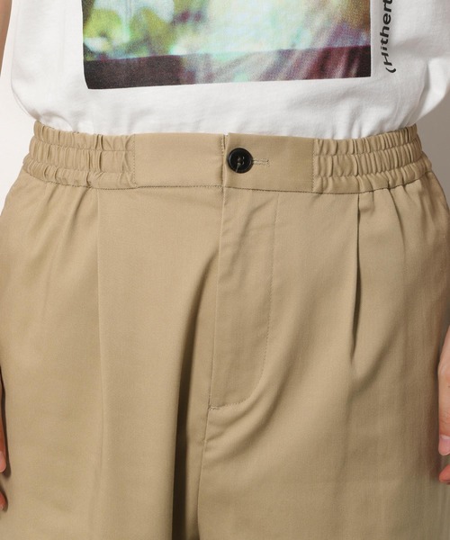 LAKOLE（ラコレ）の「リラックスワイドチノパンツ / LAKOLE（チノパンツ・メンズ・アイボリー/ブラウン/ブラック/ベージュ・LARGE/MEDIUM）」の13枚目の写真