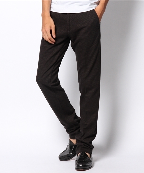 MEN'S BIGI（メンズビギ）の「ジャージーテーパードスラックス/オンオフ兼用（スラックス・メンズ・グレー/ブラウン/ネイビー・LL/MEDIUM/SMALL/LARGE）」の2枚目の写真