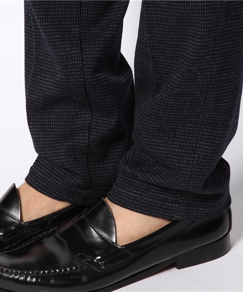 MEN'S BIGI（メンズビギ）の「ジャージーテーパードスラックス/オンオフ兼用（スラックス・メンズ・グレー/ブラウン/ネイビー・LL/MEDIUM/SMALL/LARGE）」の11枚目の写真