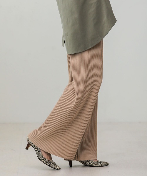 Bou Jeloud（ブージュルード）の「プリーツカットワイドパンツ（その他パンツ・レディース・ベージュ/アイボリー/モカ/ブラック・FREE）」の13枚目の写真