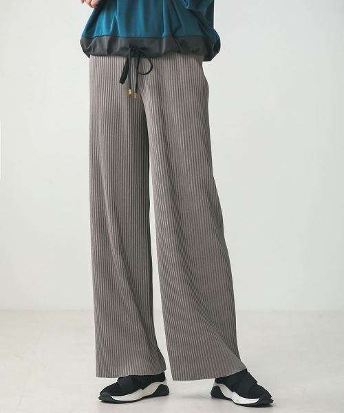 Bou Jeloud（ブージュルード）の「プリーツカットワイドパンツ（その他パンツ・レディース・ベージュ/アイボリー/モカ/ブラック・FREE）」の17枚目の写真