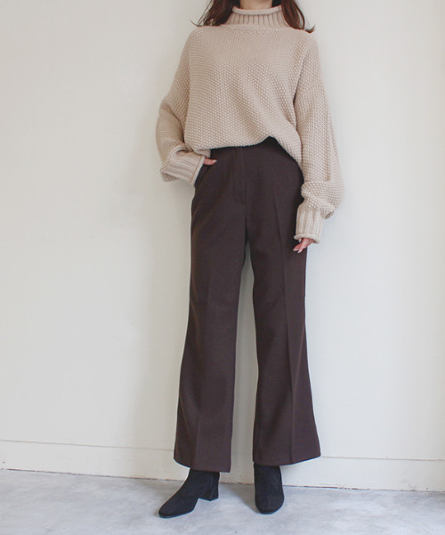 MODE ROBE（モードローブ）の「センタープレス フレアパンツ（その他パンツ・レディース・アイボリー/ブラック/ブラウン・S/M/L）」の20枚目の写真