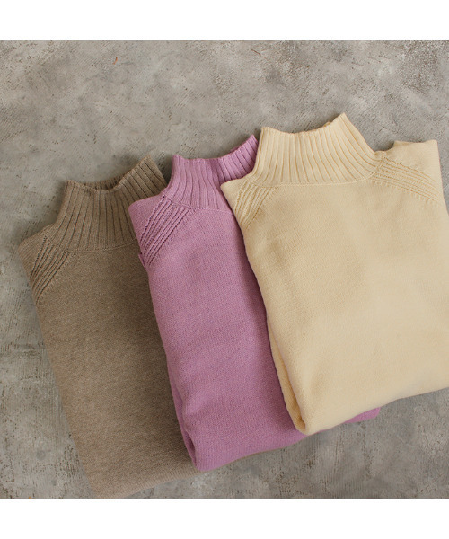 MODE ROBE(モードローブ)の「バックスリットデザインニット(ニット/セーター・レディース・パープル/アイボリー/グレイッシュベージュ・FREE)」の15枚目の写真