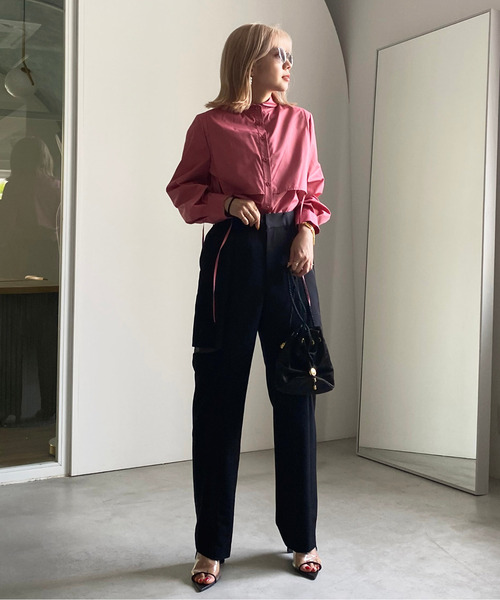 Ameri（アメリ）の「CRESCENT COLLAR APRON SHIRT（シャツ/ブラウス・レディース・ホワイト/カーキ/ピンク・FREE）」の21枚目の写真