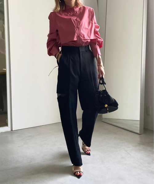 Ameri（アメリ）の「CRESCENT COLLAR APRON SHIRT（シャツ/ブラウス・レディース・ホワイト/カーキ/ピンク・FREE）」の18枚目の写真