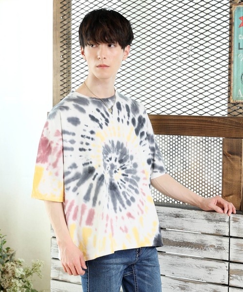 TopIsm(トップイズム)の「タイダイ染め ビッグシルエット半袖Tシャツ(Tシャツ/カットソー・メンズ・イエロー/ブルー/ブラック・M/L)」の1枚目の写真