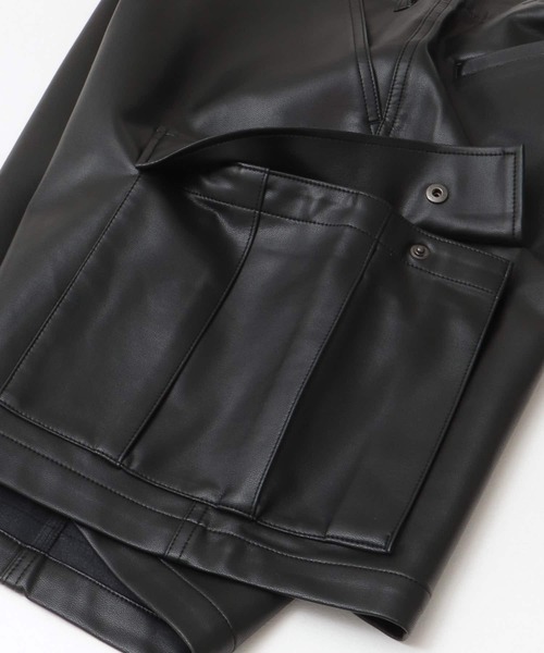 URBAN RESEARCH（アーバンリサーチ）の「GOODBETTERBEST　レザーショートカーゴパンツ（その他パンツ・メンズ・ブラック・1/2）」の17枚目の写真