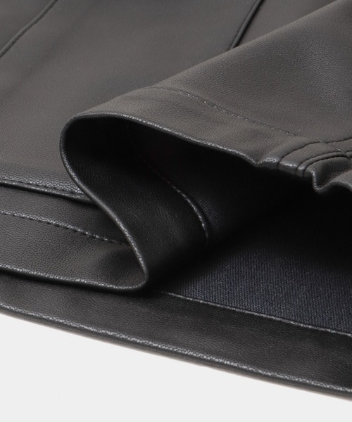 URBAN RESEARCH（アーバンリサーチ）の「GOODBETTERBEST　レザーショートカーゴパンツ（その他パンツ・メンズ・ブラック・1/2）」の10枚目の写真