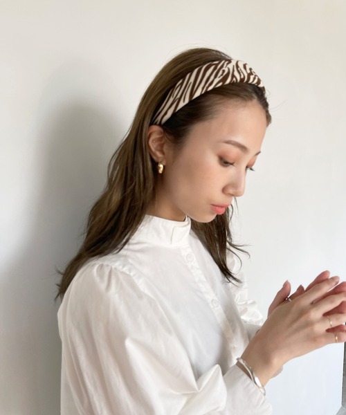 SANSeLF（サンセルフ）の「【SANSeLF】 motif hair band  sana14s21（カチューシャ・レディース・ブラック/ブラウン/アイボリー/ブラウン系その他・FREE）」の7枚目の写真