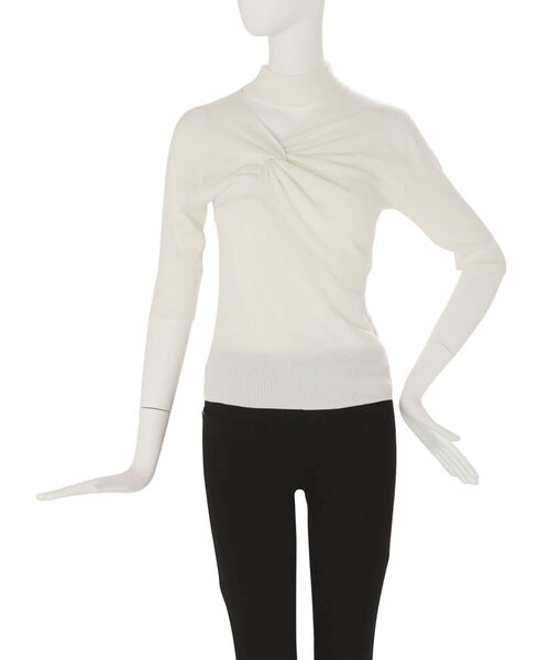 MURUA（ムルーア）の「フロントツイストハーフニット（ニット/セーター・レディース・ブラック/ベージュ/ブラウン/アイボリー・FREE）」の10枚目の写真