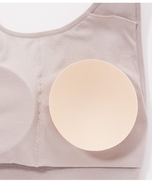 PEACH JOHN（ピーチジョン）の「【ゆる系トップスのインに、背中見せできるパッド入りブラトップ】ＰＪ　ＣＯＬＯＲＳサイドオープンブラトップ（タンクトップ・レディース・ピンク/ネイビー/ブラック・LARGE/MEDIUM/SMALL）」の11枚目の写真