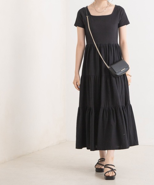 Newlyme（ニューリーミー）の「スクエアトゥツイストストラップサンダル（サンダル・レディース・ホワイト/ブラック/ベージュ/ブラウン/ゴールド・22.5cm/23cm/23.5cm/24cm/24.5cm/25cm/25.5cm）」の8枚目の写真