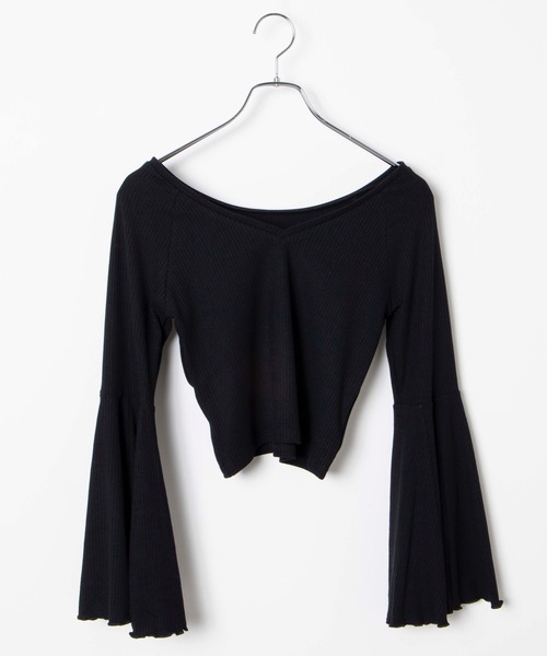 Romansual（ロマンシュアル）の「Romansual/2WAYフレアスリーブトップス（Tシャツ/カットソー・レディース・ブラック・FREE）」の3枚目の写真