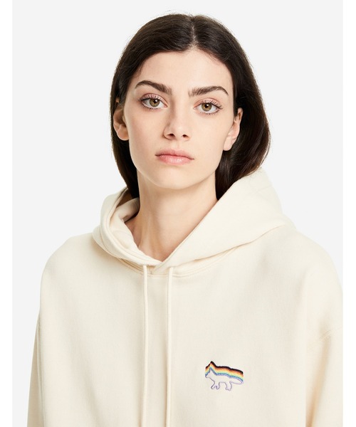 Maison Kitsune(メゾンキツネ)の「GRADIENT RAINBOW HOODIE(パーカー・メンズ・ホワイト系その他2・S/M/XXS/L/XL)」の7枚目の写真
