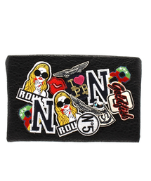 ROSE BUD | 【Soup掲載】【CLASSY掲載】【VERY掲載】(LL ACCESSORIES)B1690A MULTI EMBLEM CLUTCH BAG(クラッチバッグ)