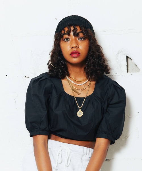 atmos pink（アトモスピンク）の「atmos pink パフショルダー ミニ丈 ブラウス（シャツ/ブラウス・レディース・ホワイト/ブラック・FREE）」の5枚目の写真