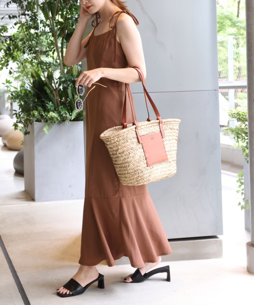 one after another NICE CLAUP(ワンアフターアナザーナイスクラップ)の「【WEB限定】マーメイドキャミワンピース(セットアップジャケットあり)(ワンピース・レディース・ベージュ系その他/ブルー系その他/オレンジ/ブラウン/ブラック・FREE)」の2枚目の写真