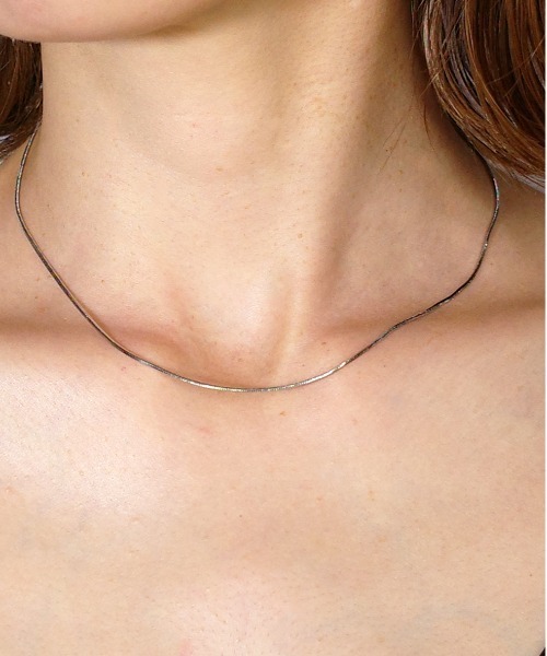 SIGNAL(シグナル)の「【SIGNAL/シグナル】Snake Chain Necklace / スネークチエーンネックレス(ネックレス・レディース・シルバー/ゴールド・35cm)」の8枚目の写真