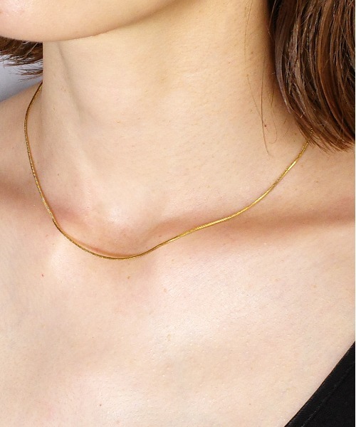 SIGNAL(シグナル)の「【SIGNAL/シグナル】Snake Chain Necklace / スネークチエーンネックレス(ネックレス・レディース・シルバー/ゴールド・35cm)」の9枚目の写真