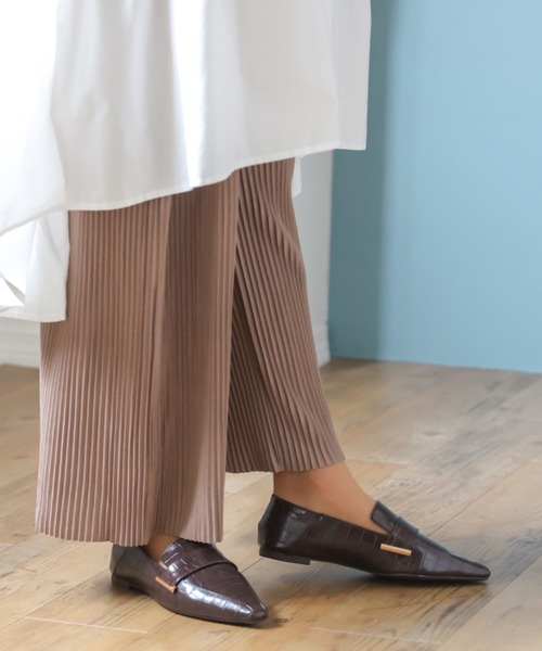 VIVIAN（ヴィヴィアン）の「スクエアトゥメタル飾りバブーシュ（ドレスシューズ・レディース・ブラック/ホワイト×カーキブラウン/D/E・LL/S/M/L）」の21枚目の写真