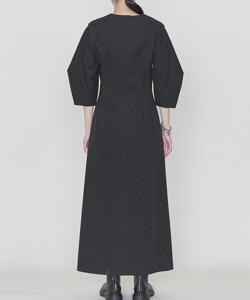 ASTRAET（アストラット）の「＜ASTRAET（アストラット）＞コットン ピンタック Vネック ワンピース†（ワンピース・レディース・オフホワイト/ブラック・FREE）」の5枚目の写真