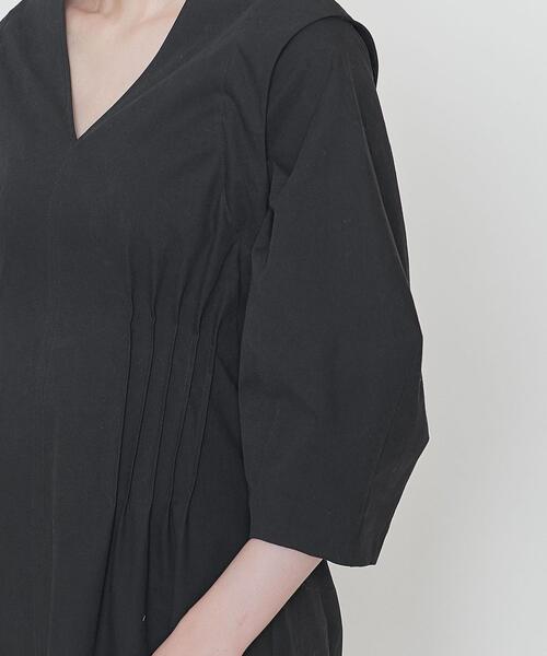 ASTRAET（アストラット）の「＜ASTRAET（アストラット）＞コットン ピンタック Vネック ワンピース†（ワンピース・レディース・オフホワイト/ブラック・FREE）」の6枚目の写真