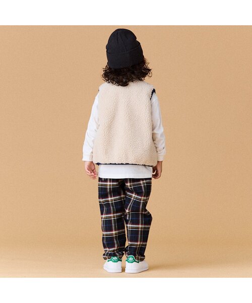 BREEZE（ブリーズ）の「リバーシブルボアベスト（ベスト・キッズ・ブラック/ネイビー/カーキ・90/100/110/120/130/140/150）」の11枚目の写真