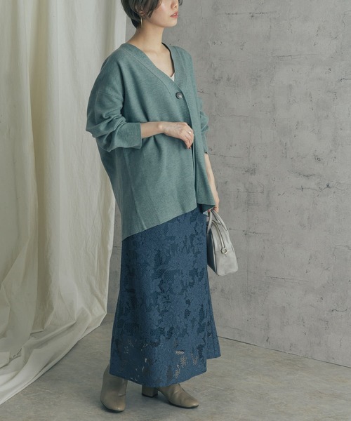 URBAN RESEARCH ROSSO（アーバンリサーチロッソ）の「スムースVネックニットカーディガン（カーディガン/ボレロ・レディース・ベージュ/グリーン・FREE）」の20枚目の写真