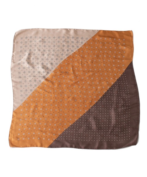 NANO universe（ナノユニバース）の「切り替えプリントスカーフ（バンダナ/スカーフ・レディース・パープル/キャメル・FREE）」の3枚目の写真