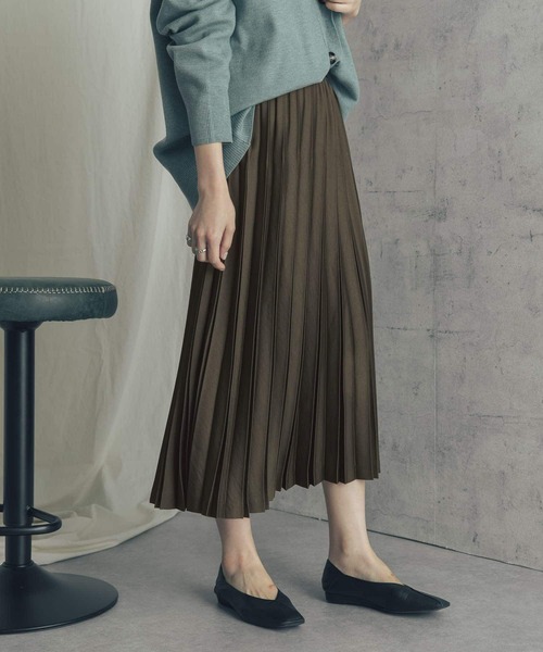 URBAN RESEARCH ROSSO（アーバンリサーチロッソ）の「サテンプリーツスカート（スカート・レディース・ネイビー/カーキ/ピンク・38/36）」の18枚目の写真