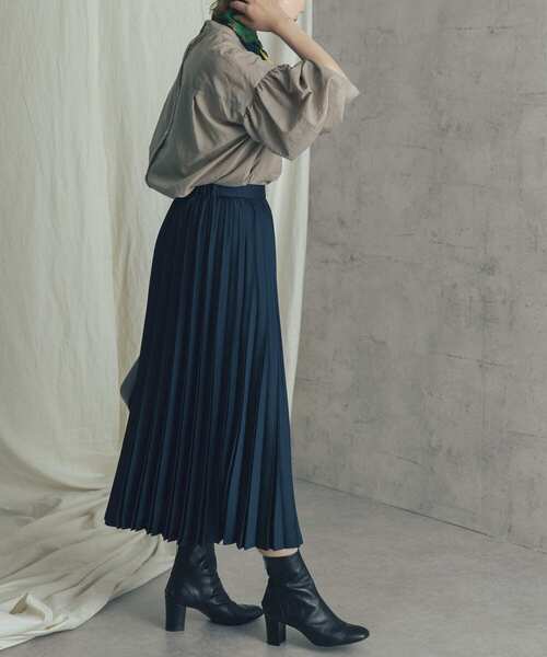 URBAN RESEARCH ROSSO（アーバンリサーチロッソ）の「サテンプリーツスカート（スカート・レディース・ネイビー/カーキ/ピンク・38/36）」の12枚目の写真