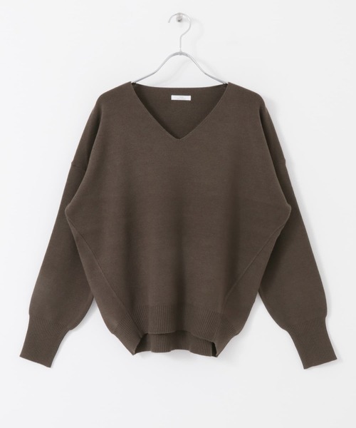 ITEMS URBANRESEARCH（アイテムズ アーバンリサーチ）の「ベーシックVネックニット（ニット/セーター・レディース・ベージュ/ブラウン/マスタード・FREE）」の15枚目の写真