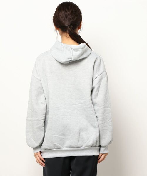 lala Born（ララボーン）の「フロントロゴオーバーサイズパーカー（パーカー・レディース・グレー/グリーン/イエロー・FREE）」の4枚目の写真