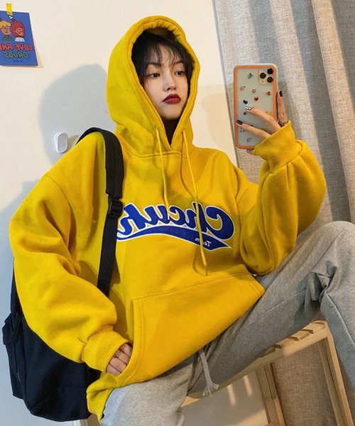 lala Born（ララボーン）の「フロントロゴオーバーサイズパーカー（パーカー・レディース・グレー/グリーン/イエロー・FREE）」の3枚目の写真