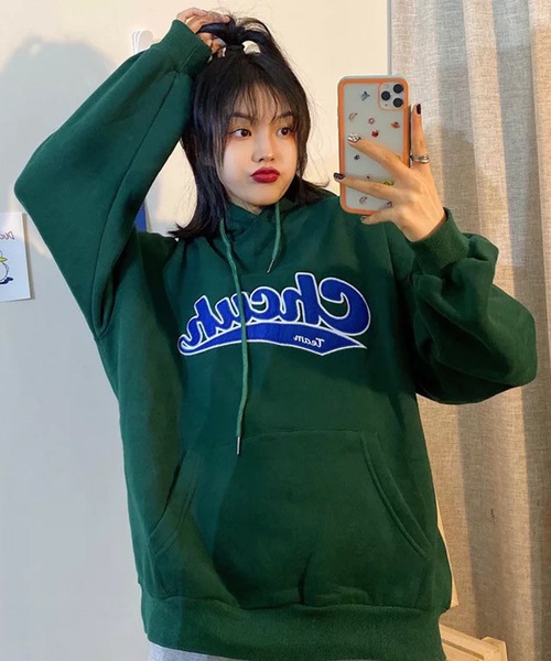 lala Born（ララボーン）の「フロントロゴオーバーサイズパーカー（パーカー・レディース・グレー/グリーン/イエロー・FREE）」の2枚目の写真