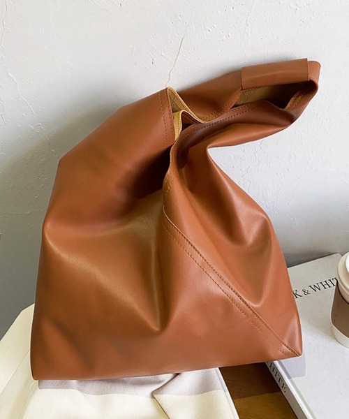 shopnikoniko（ショップニコニコ）の「トライアングル バッグ シルバー A4 無地 トートバッグ（トートバッグ・レディース・ブラック/ホワイト/ブラウン/シルバー・フリー）」の6枚目の写真