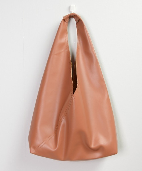 shopnikoniko（ショップニコニコ）の「トライアングル バッグ シルバー A4 無地 トートバッグ（トートバッグ・レディース・ブラック/ホワイト/ブラウン/シルバー・フリー）」の14枚目の写真