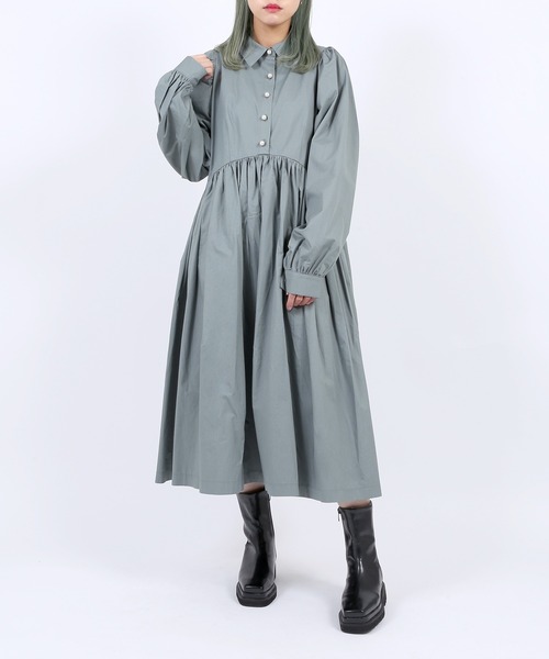 PUNYUS（プニュズ）の「パールボタンシャツワンピース（シャツワンピース・レディース・ブラック/サックスブルー/グリーン/ダークオレンジ・1/2/4/3）」の3枚目の写真