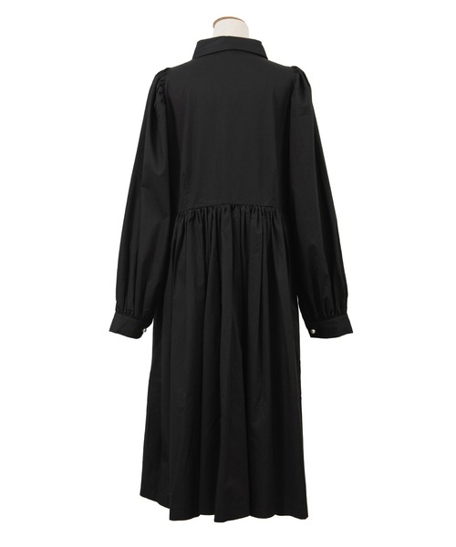 PUNYUS（プニュズ）の「パールボタンシャツワンピース（シャツ