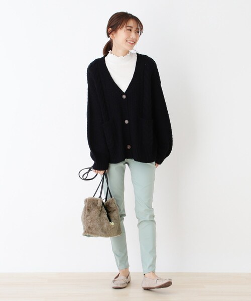 DRESKIP（ドレスキップ）の「◆フェイクファーつまみショルダー（ショルダーバッグ・レディース・ブラウン系1/ブラウン系その他/ピンク系/アイボリー・00）」の12枚目の写真