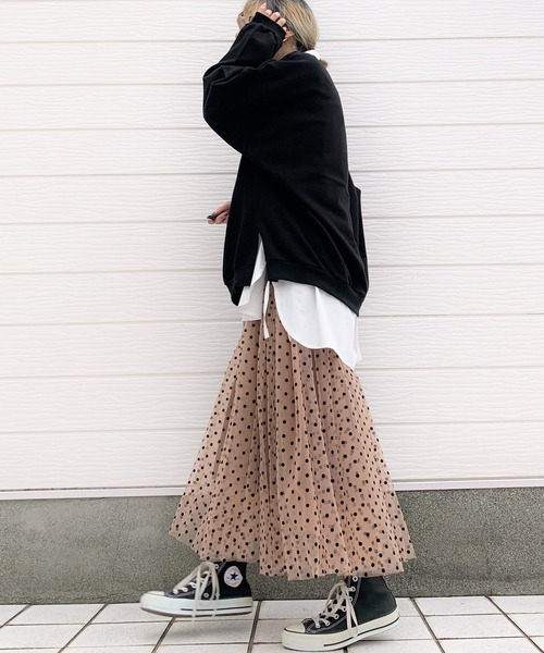 Q（キュー）の「ワッペン付きスウェット（スウェット・レディース・ライトグレー/ブラック/ベージュ・MEDIUM）」の15枚目の写真