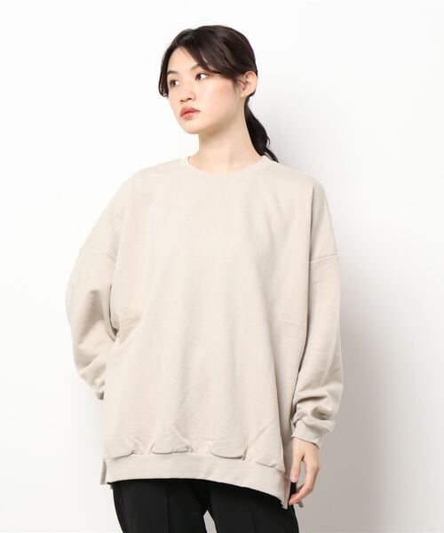 Q（キュー）の「ワッペン付きスウェット（スウェット・レディース・ライトグレー/ブラック/ベージュ・MEDIUM）」の8枚目の写真