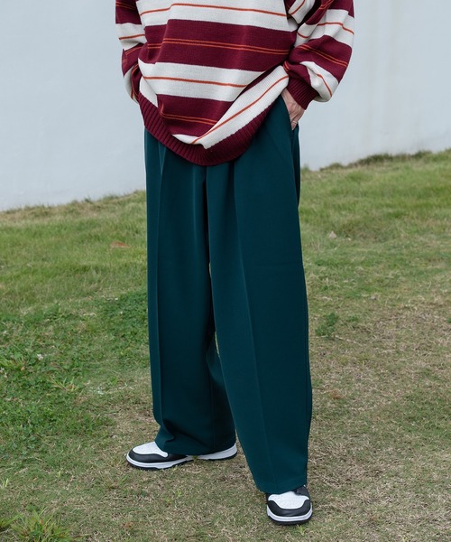 Perushu（ペルーシュ）の「センタープレスストレートスラックス（スラックス・メンズ・ホワイト/ブラック/ダークグリーン/イエロー・SMALL/MEDIUM/LARGE）」の4枚目の写真