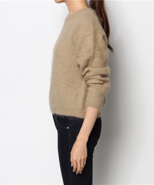 Whim Gazette（ウィムガゼット）の「アンゴラクルーネックプルオーバー