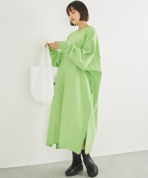 SCREEN STARS(スクリーンスターズ)の「別注スリットスウェットワンピース(ワンピース・レディース・オレンジ/ライム/チャコールグレー・F)」の4枚目の写真