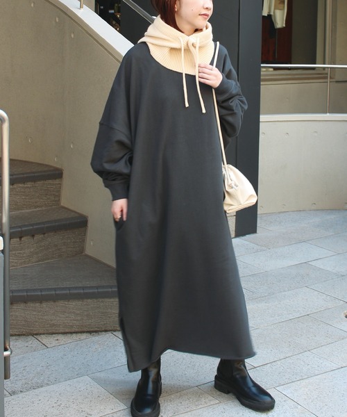 SCREEN STARS(スクリーンスターズ)の「別注スリットスウェットワンピース(ワンピース・レディース・オレンジ/ライム/チャコールグレー・F)」の11枚目の写真