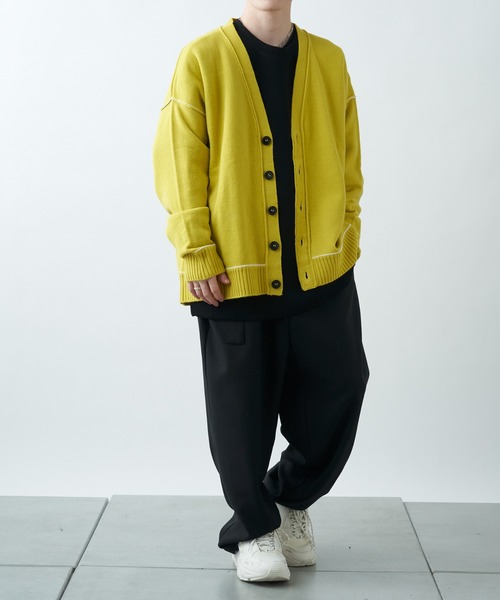 COLONY 2139(コロニートゥーワンスリーナイン)の「配色アウトリンキングカーディガン【ユニセックス可能】(カーディガン/ボレロ・メンズ・ブラック/ブルー/イエロー/アイボリー・MEDIUM/LARGE)」の9枚目の写真